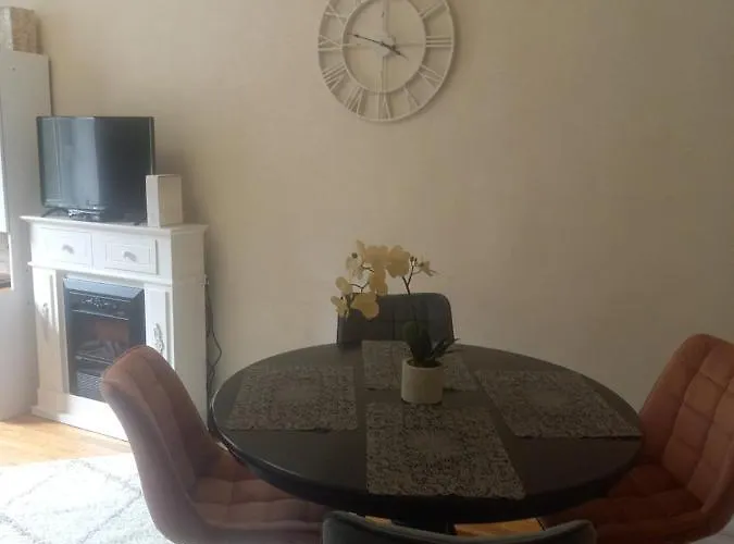 Apartamento Kuelaliskorter Vee 4 Pärnu